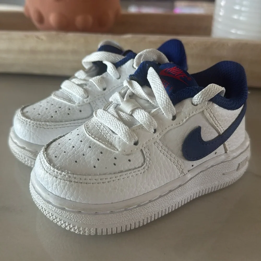 NIKE FORCE 1!(Toddler 5c)